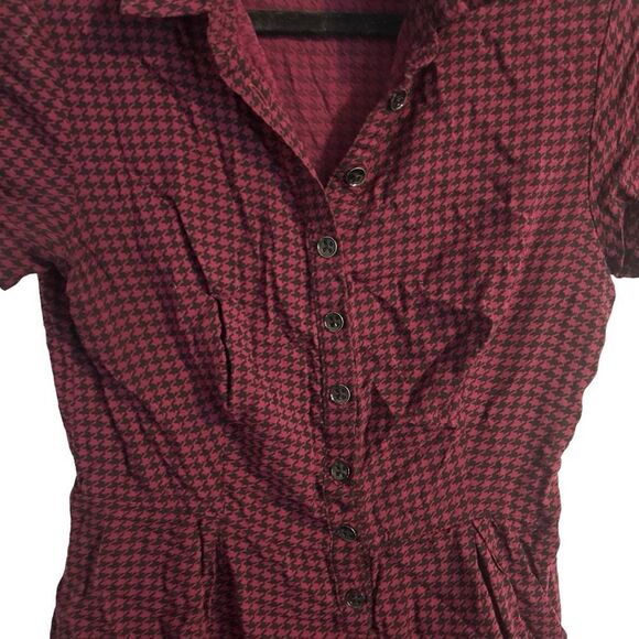 UO Bellina Button-Down Shirt Romper Wine Red Houndstooth 90s Retro Size 4 - Picture 8 of 12